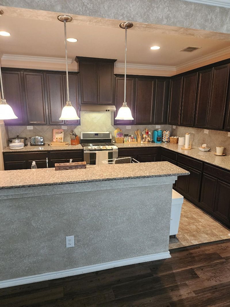 Furnished Finder property 546038_1 photo 2