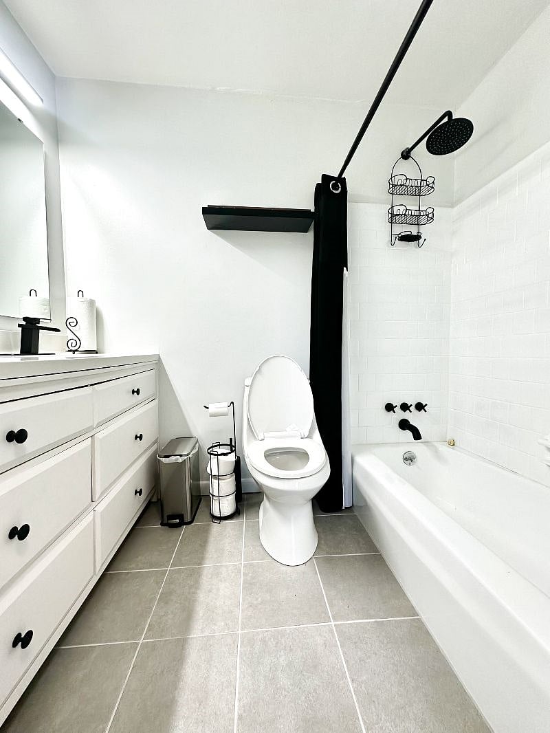 Guest Bathroom