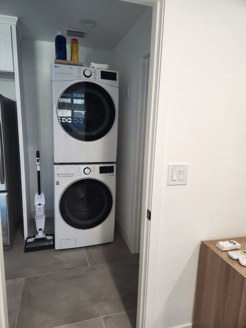 Furnished Finder property 546062_1 photo 9