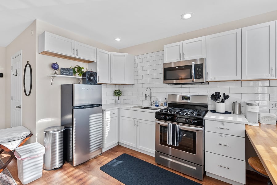 Furnished Finder property 546082_1 photo 2
