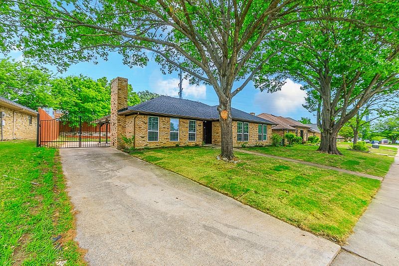 Property fully  secured with fence and a private gate. 