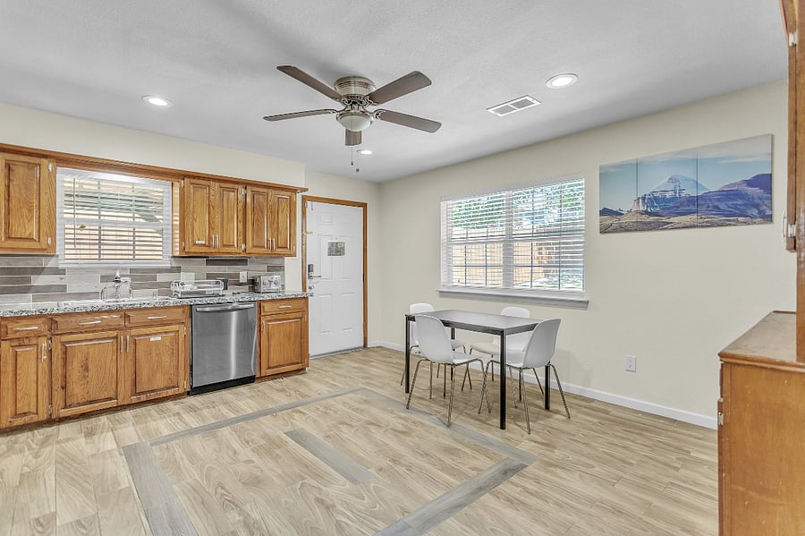 Furnished Finder property 546093_1 photo 16