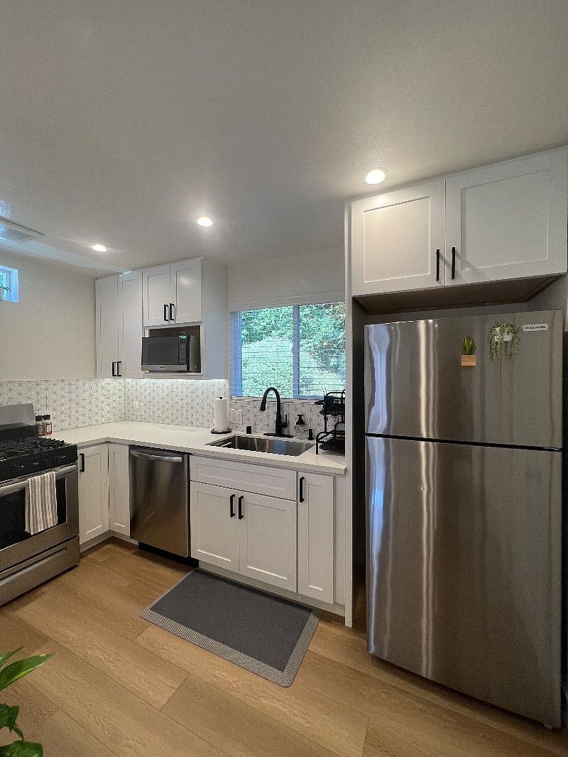 Furnished Finder property 546135_1 photo 10