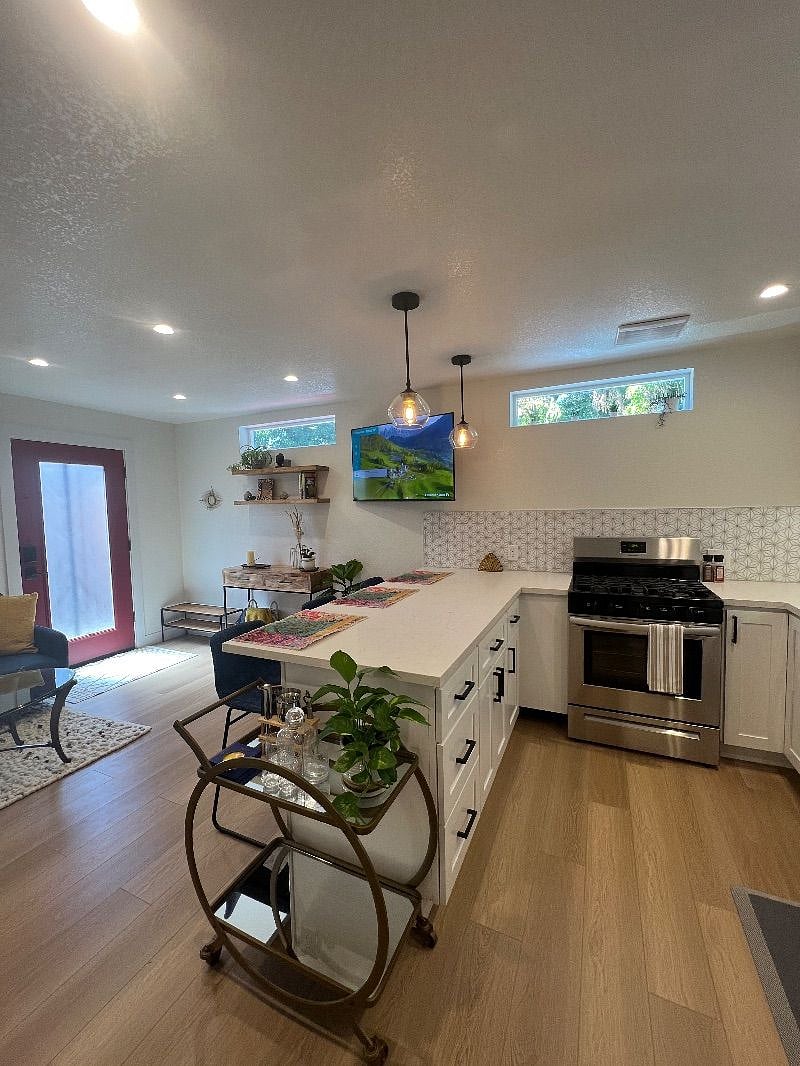 Furnished Finder property 546135_1 photo 19