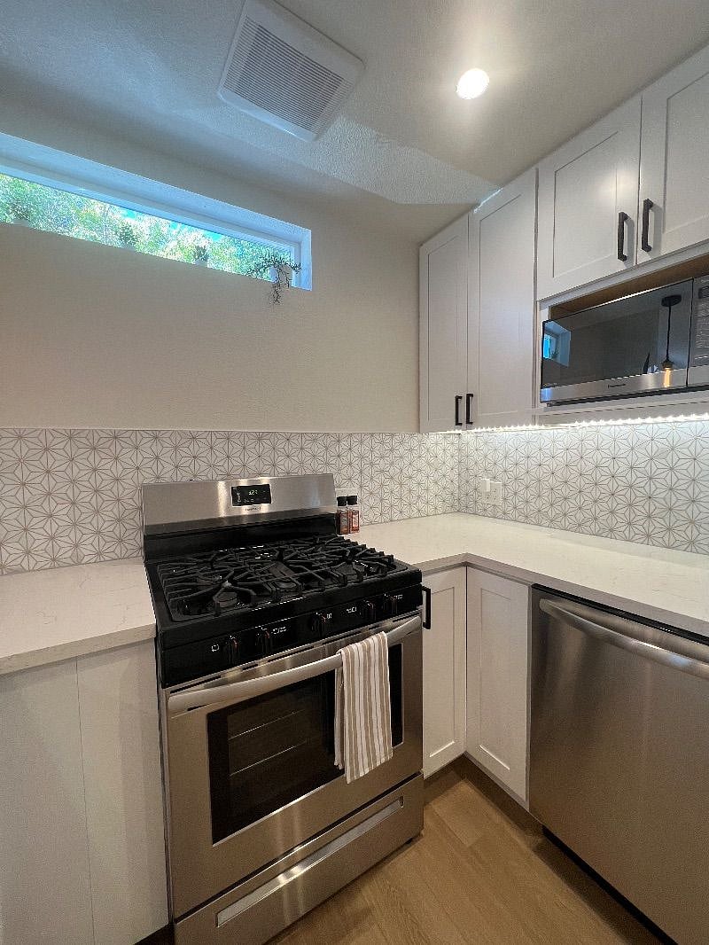 Furnished Finder property 546135_1 photo 14