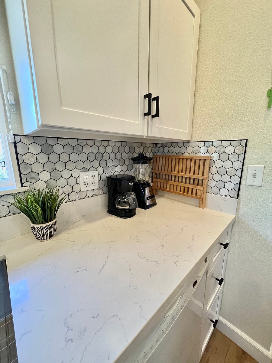 Furnished Finder property 546135_2 photo 8