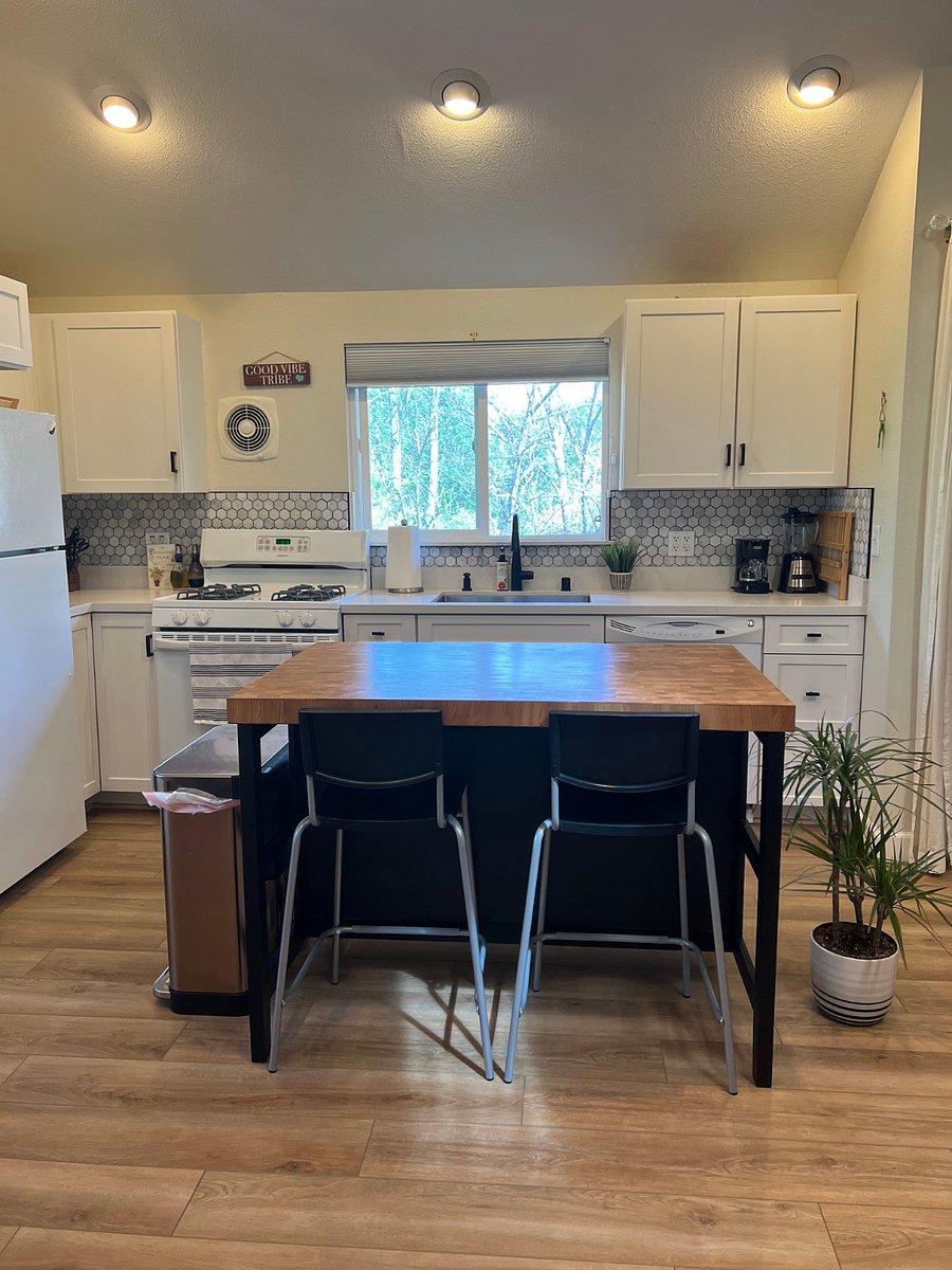 Furnished Finder property 546135_2 photo 5