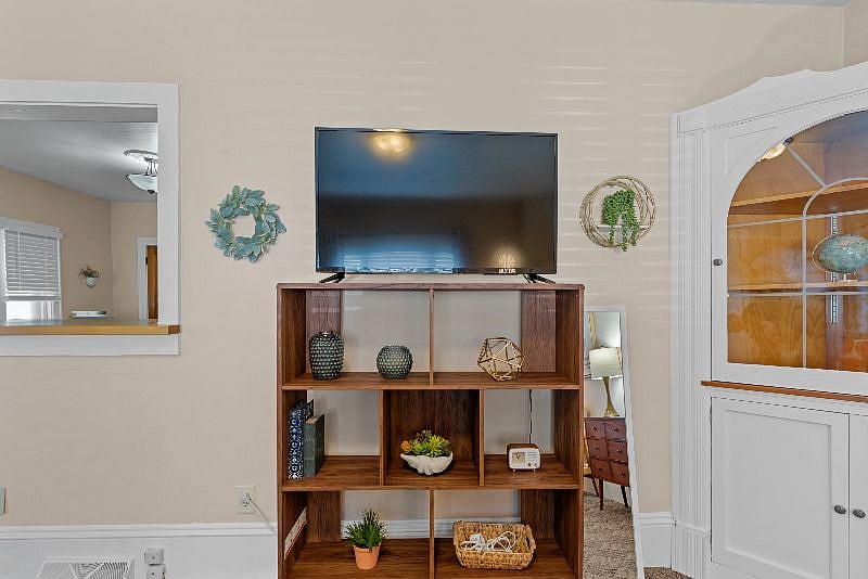 Furnished Finder property 546140_1 photo 3