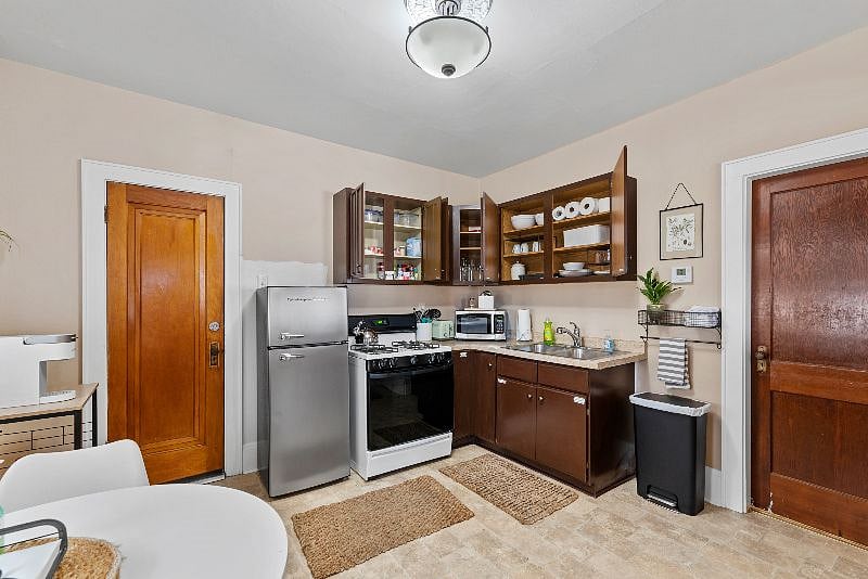 Furnished Finder property 546140_1 photo 13