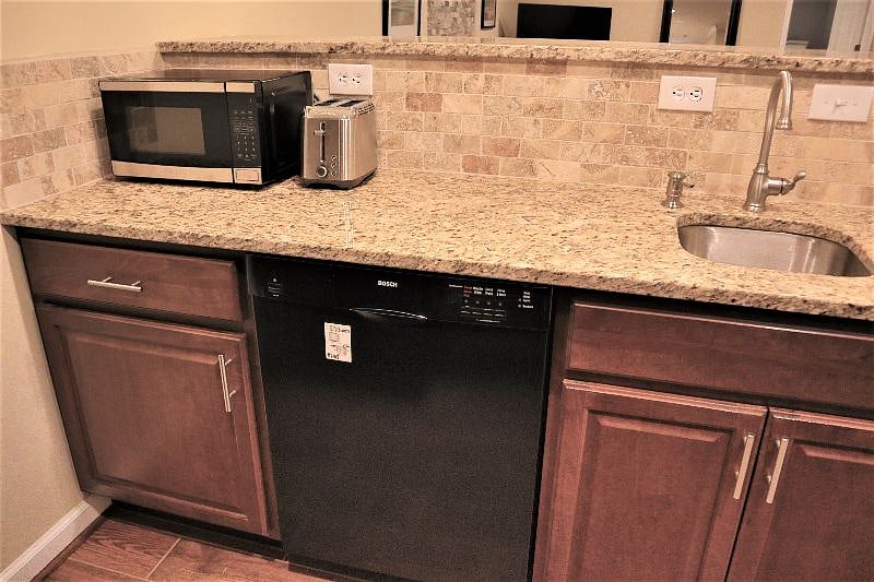 Furnished Finder property 546177_1 photo 9