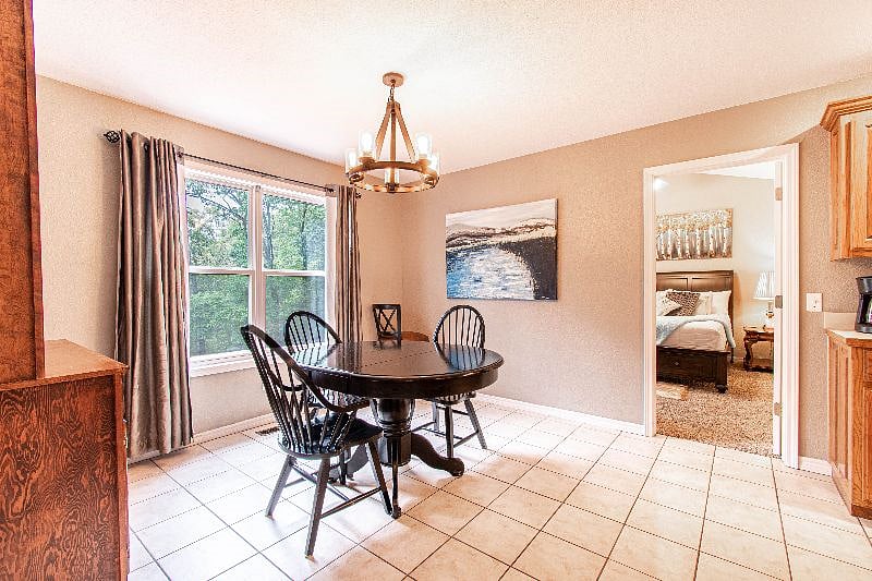 Furnished Finder property 546189_1 photo 8