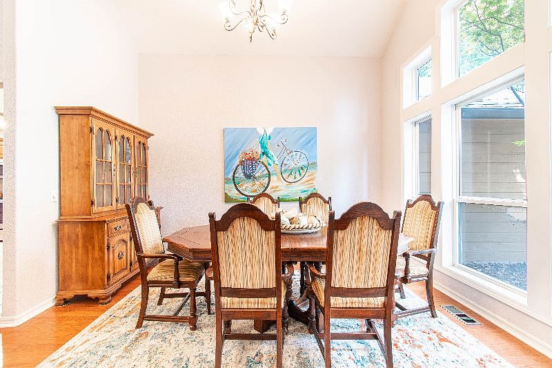 Furnished Finder property 546189_1 photo 14