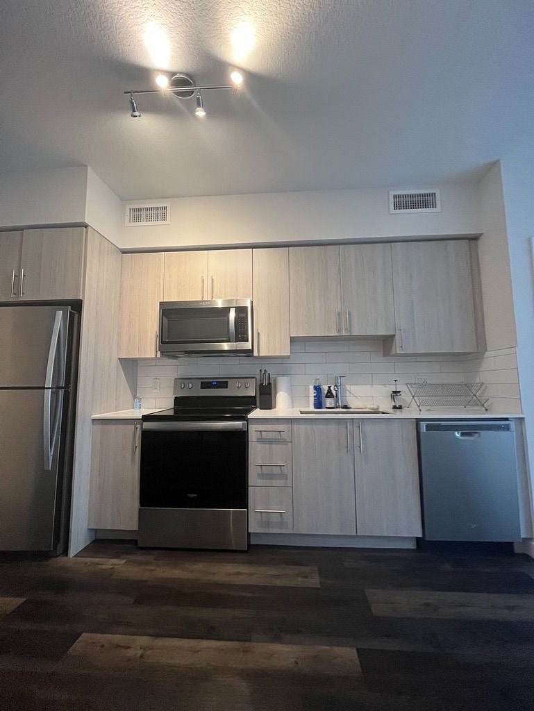 Furnished Finder property 546227_1 photo 6