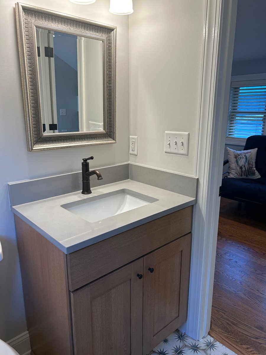 Quartz countertop