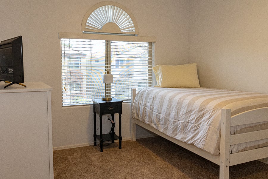Furnished Finder property 546288_1 photo 9