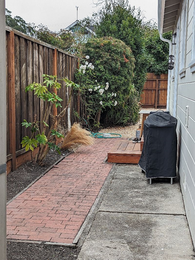 side yard