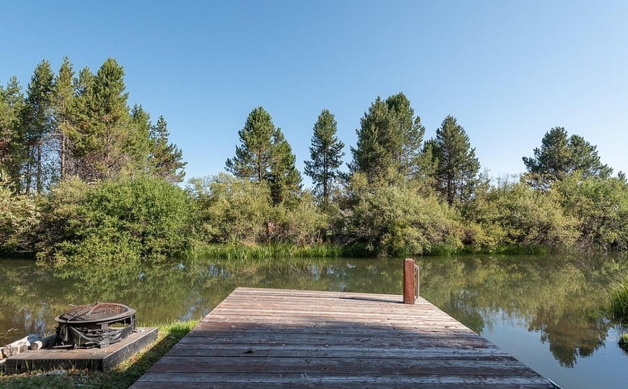 Private dock and shoreline for paddlers