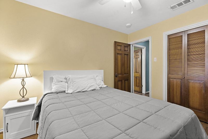 Bedroom with full bed