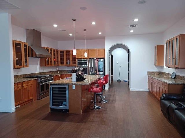 Furnished Finder property 546420_1 photo 13