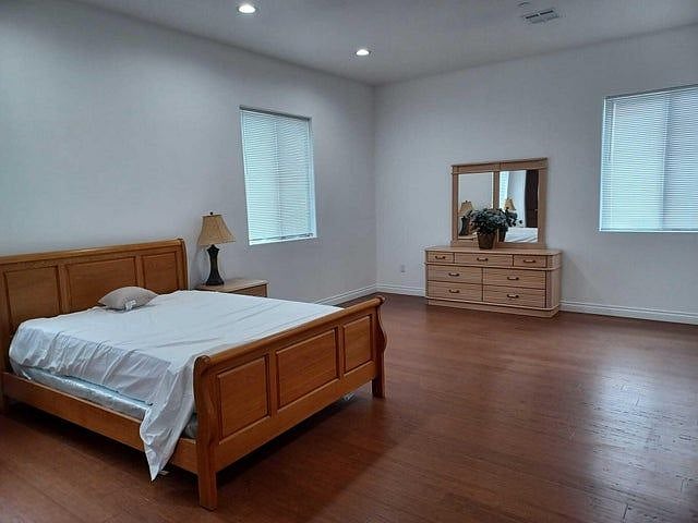 Furnished Finder property 546420_1 photo 17