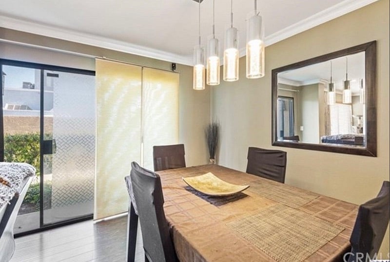 Furnished Finder property 546441_1 photo 3