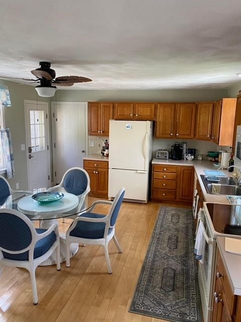 Eat in kitchen