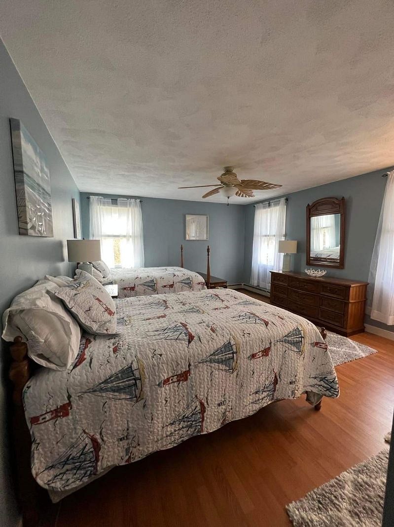 2nd bedroom 2 full