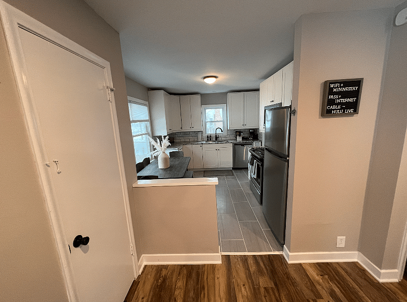 Furnished Finder property 546496_1 photo 3