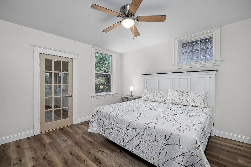 Master Bedroom - King Bed