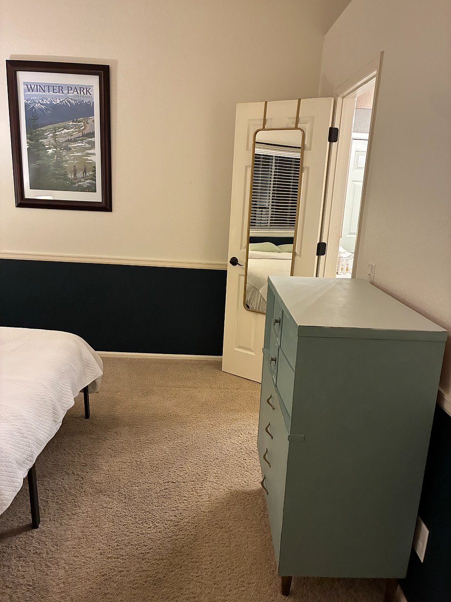 Primary Bedroom pic 2