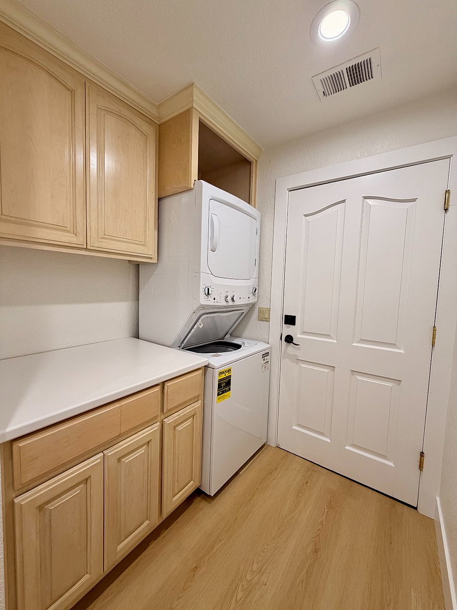 Furnished Finder property 546707_1 photo 12