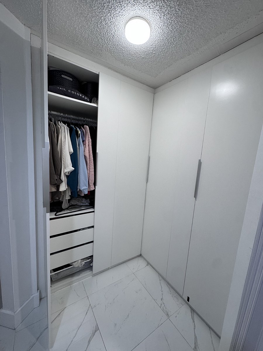 Bedroom 3 closet