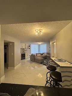 Wine bar & balcony access