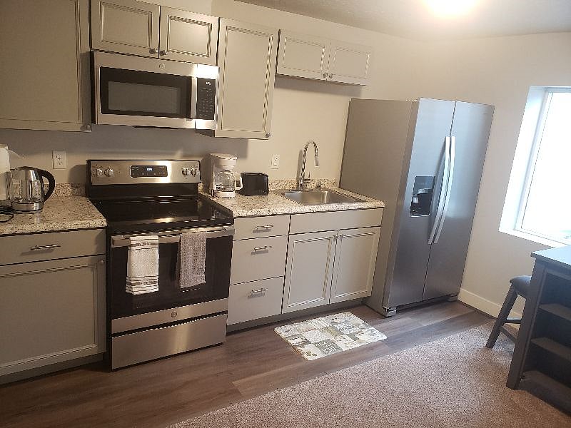 Furnished Finder property 546734_1 photo 3
