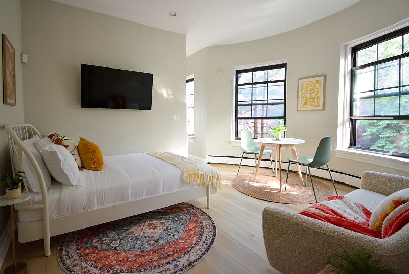 Bright and Airy space with AC and Blinds already installed. Will be shown in next round of photos
