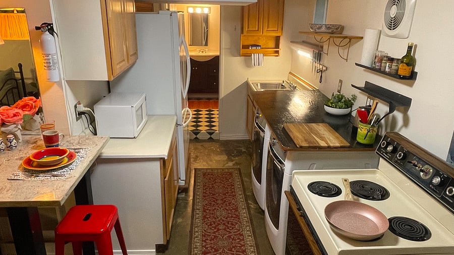 Kitchen galley