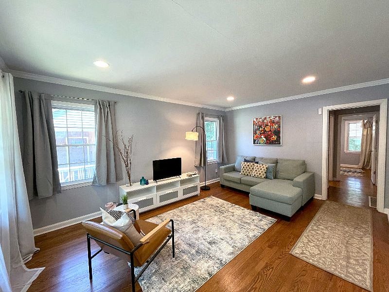 Furnished Finder property 546885_1 photo 3