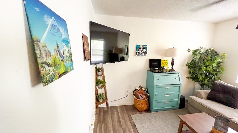 Furnished Finder property 547004_1 photo 3