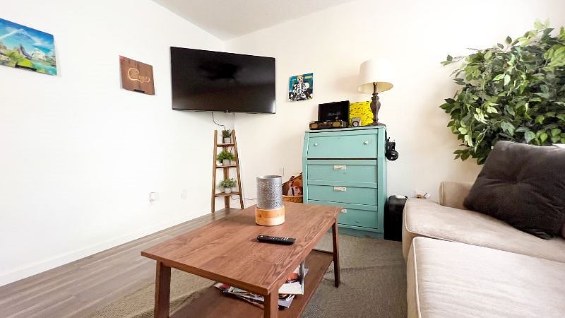 Furnished Finder property 547004_1 photo 4