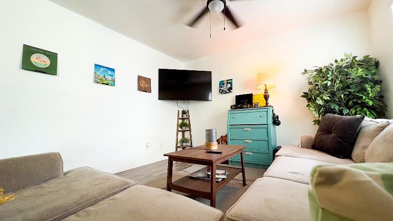 Furnished Finder property 547004_1 photo 6