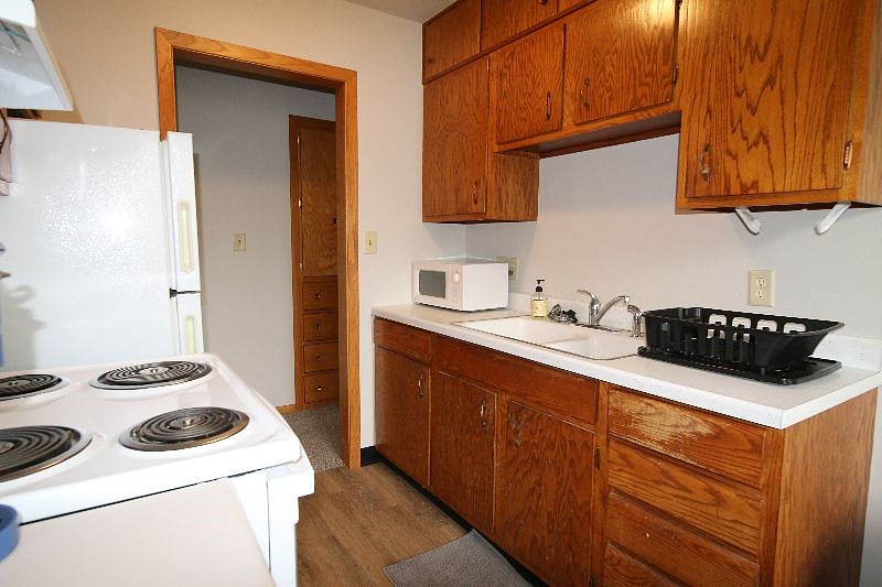 Furnished Finder property 547098_1 photo 3
