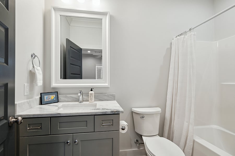 Full bath for Convertible BR