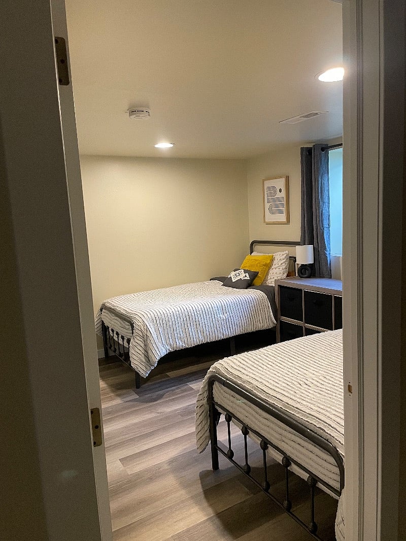 Bedroom 2: Two Twin Beds