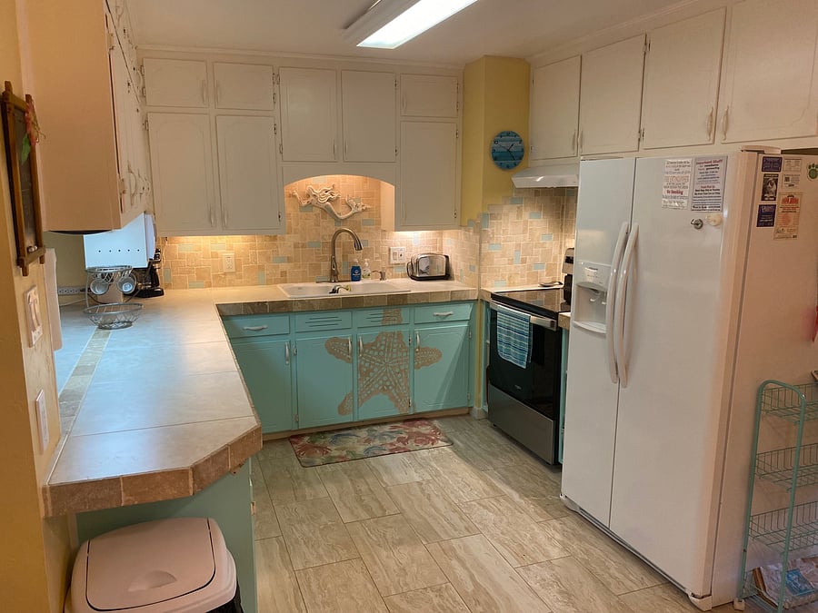 Full Kitchen