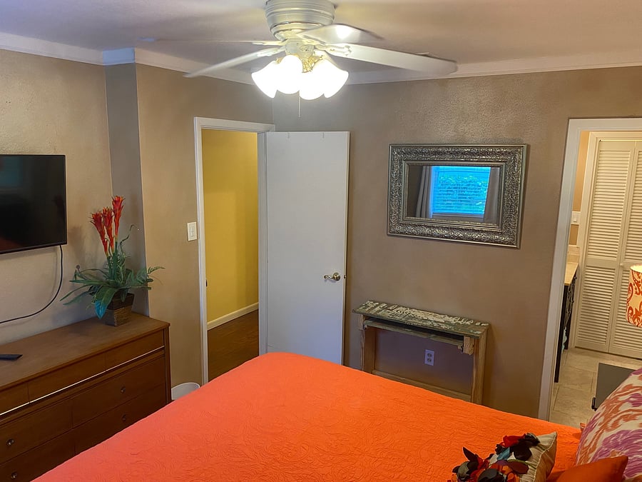 Master King Bedroom