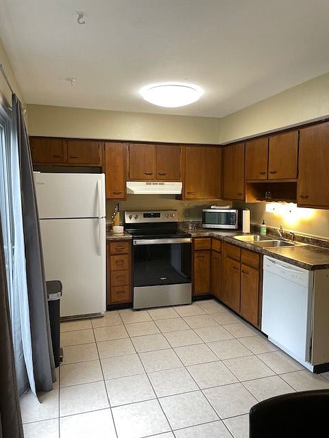 Fully Equiped Kitchen
