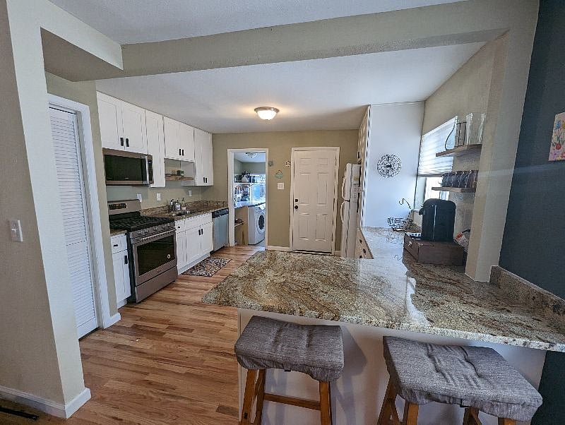 Furnished Finder property 547315_1 photo 5