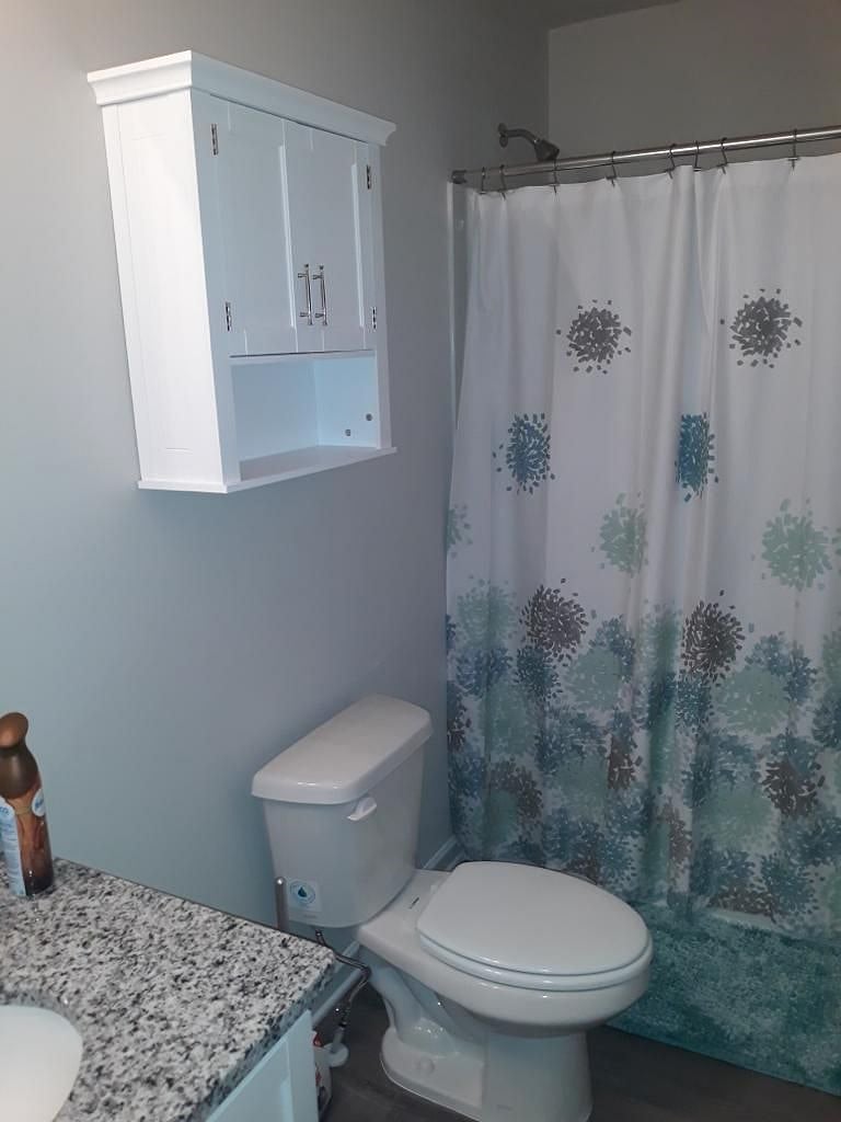 Bathroom 3 shared between Room 3 & 4