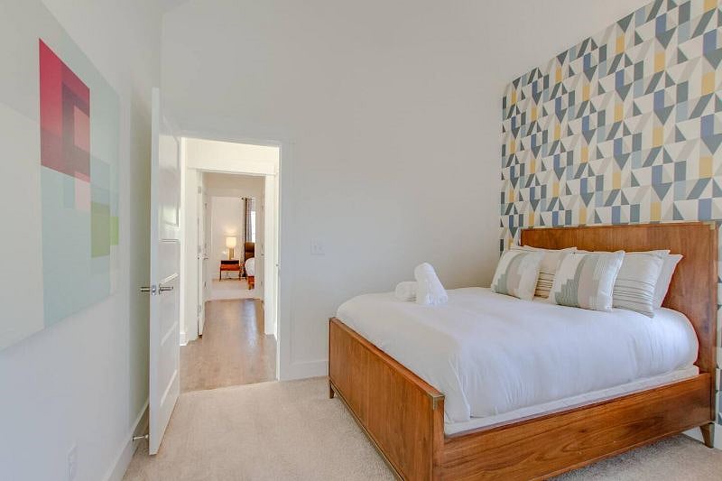 Furnished Finder property 547359_1 photo 12
