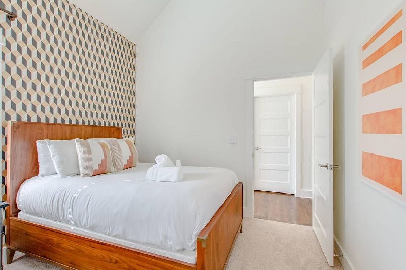 Furnished Finder property 547359_1 photo 15